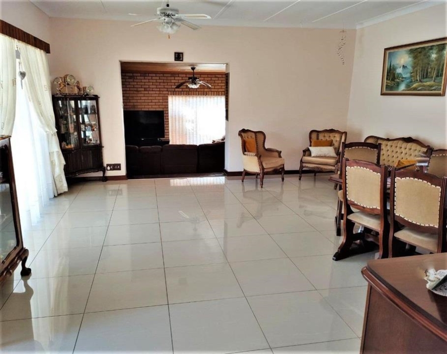 4 Bedroom Property for Sale in Monument Heights Northern Cape